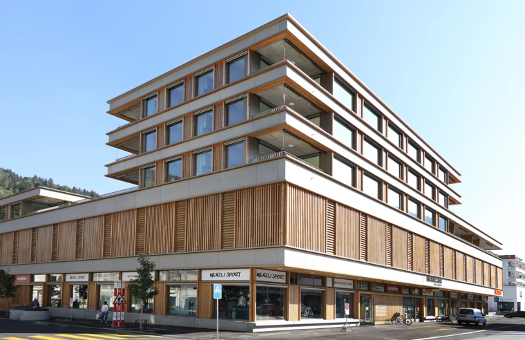 Wohn- und Geschäftshaus Marcau, Ilanz (CH) Wohn- und Geschäftshaus Marcau, Ilanz (CH)